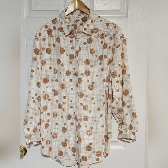 NWT Cleo Dress Shirt, M, Cream - Picture 1 of 4
